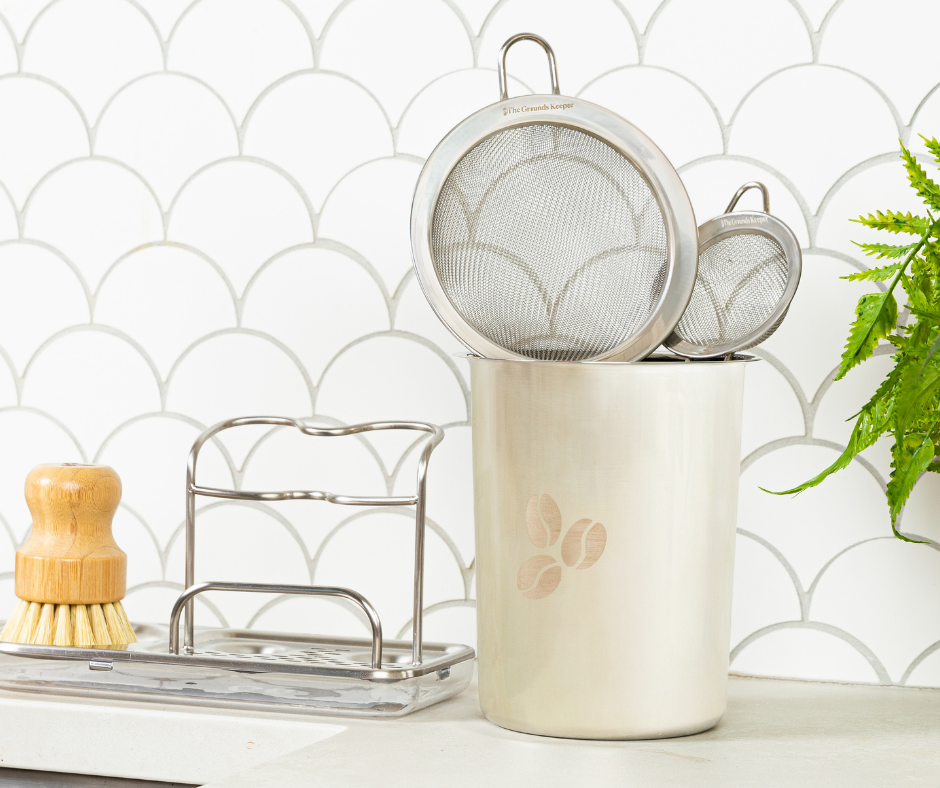 Easy Storage That Looks Great on Your Counter The strainers fit perfectly inside the basin, waiting for your next brew. The stainless steel with mirror finish and laser-etched three beans offer a beautiful design that will enhance your home.